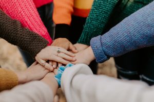 hannah busing Zyx1bK9mqmA unsplash 2